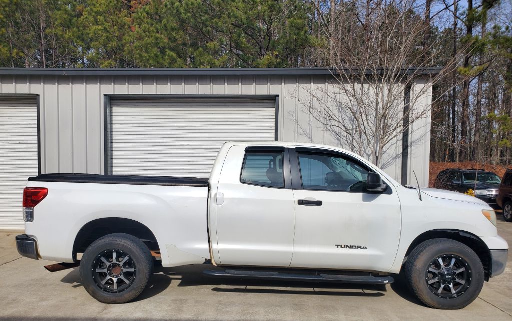 2013 Toyota Tundra Tundra Grade